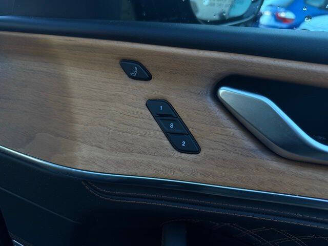 2023 Jeep Grand Cherokee Summit