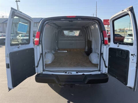 2021 Chevrolet Express 2500