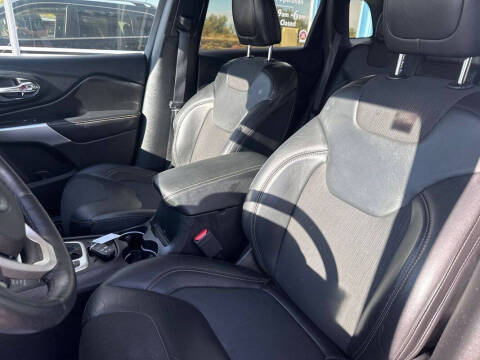 2018 Jeep Cherokee Latitude Plus