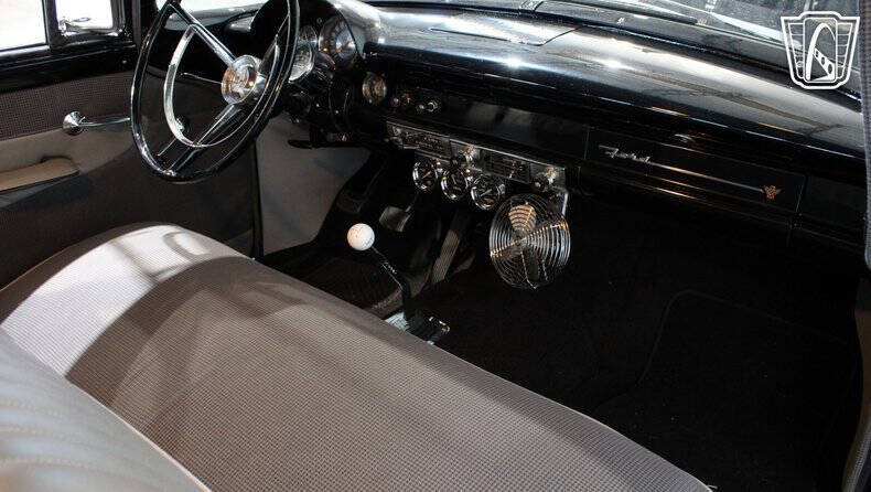 1956 Ford Customline