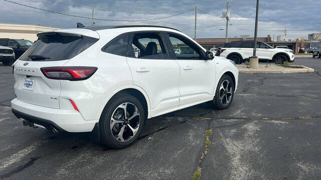 2023 Ford Escape ST-Line Select