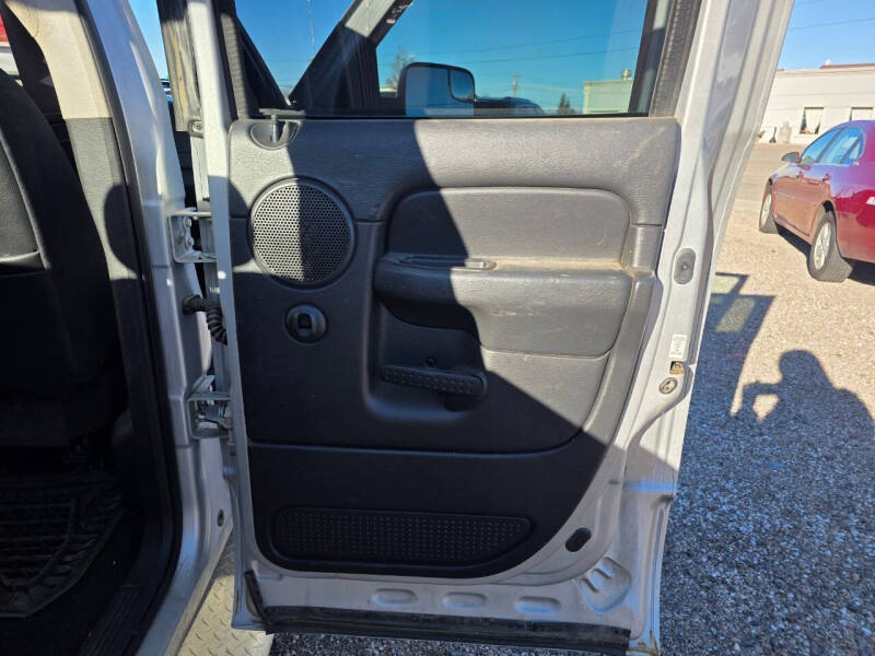 2005 Dodge Ram 2500 SLT