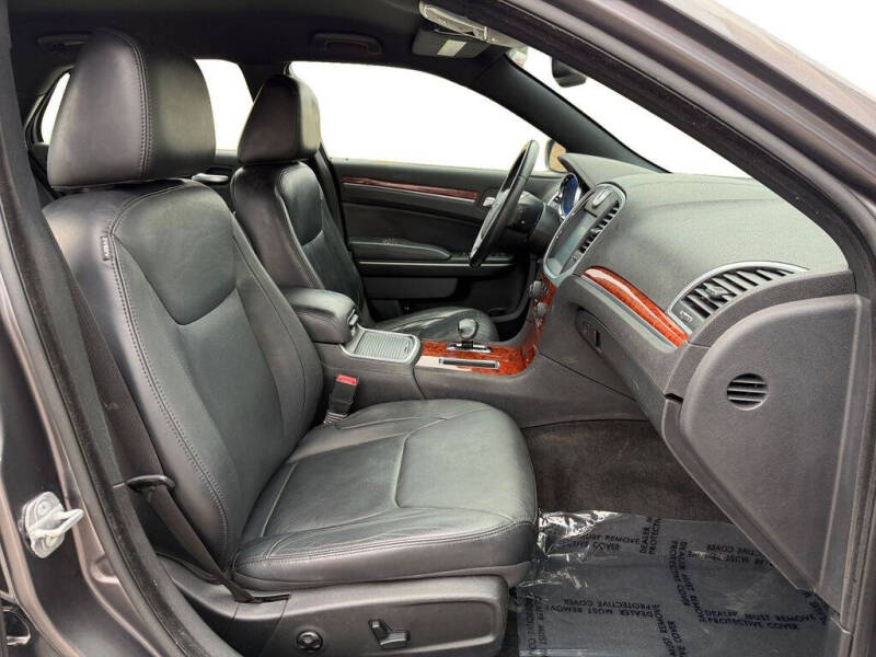 2014 Chrysler 300