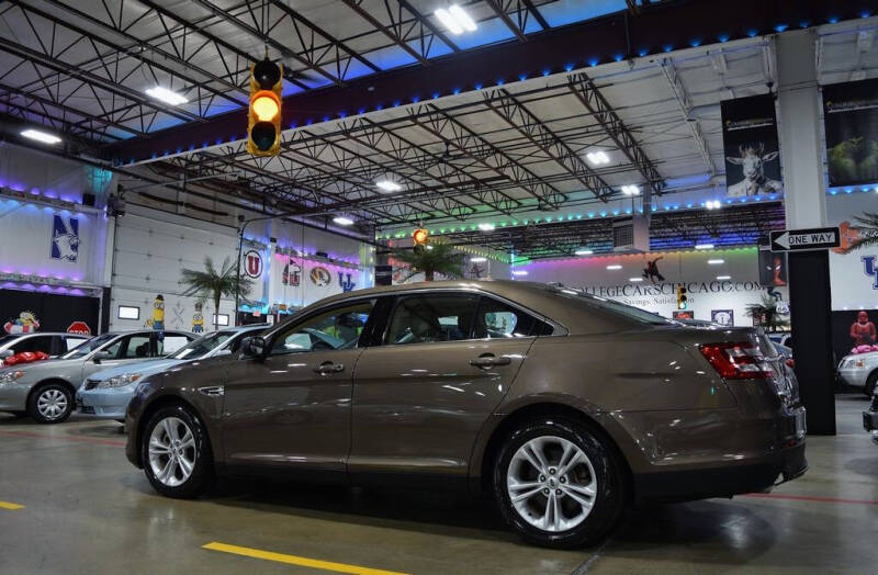 2015 Ford Taurus SE