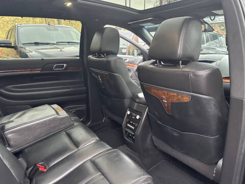 2019 Lincoln MKT Reserve