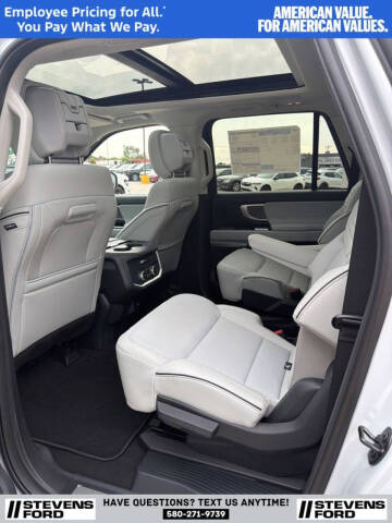 2026 Ford Expedition MAX Platinum