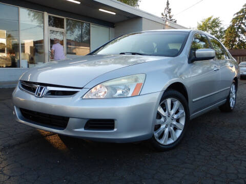 2006 Honda Accord for sale at Car Luxe Motors in Crest Hill IL