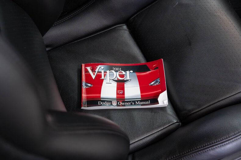 2001 Dodge Viper RT/10