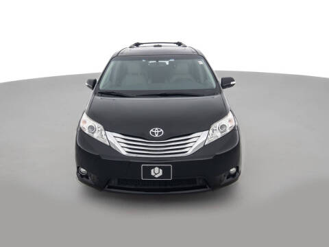 2014 Toyota Sienna Limited 7-Passenger