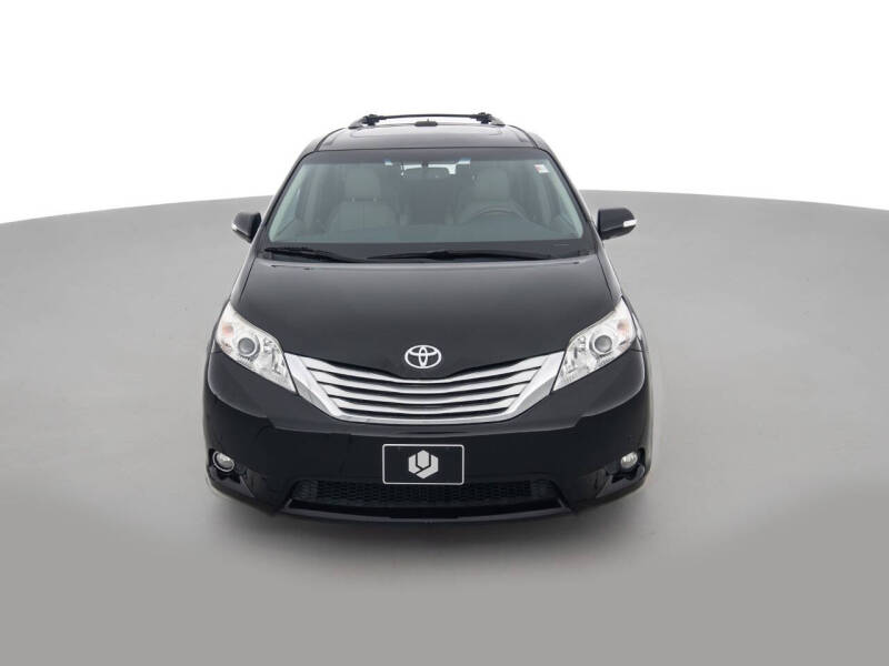 2014 Toyota Sienna Limited 7-Passenger