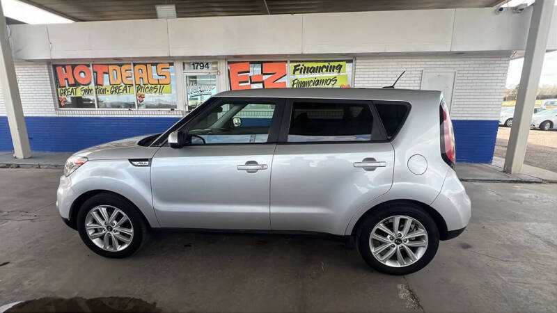2019 Kia Soul +