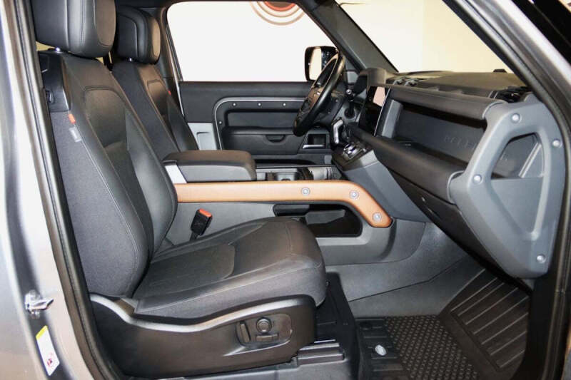 2023 Land Rover Defender 90 X