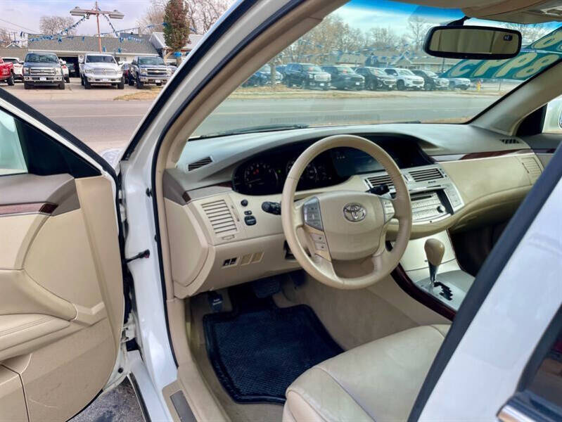 2008 Toyota Avalon XLS