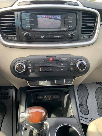 2016 Kia Sorento LX