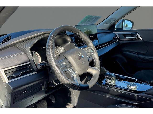 2025 Mitsubishi Outlander