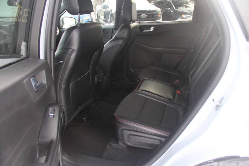 2025 Ford Escape ST-Line Select