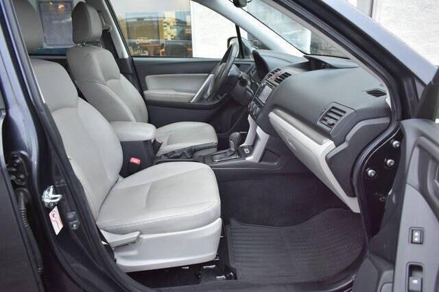 2015 Subaru Forester 2.5i Touring