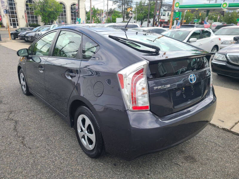 2015 Toyota Prius Four