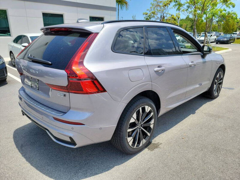 2026 Volvo XC60 B5 Plus