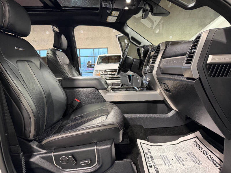 2017 Ford F-350 Super Duty Platinum