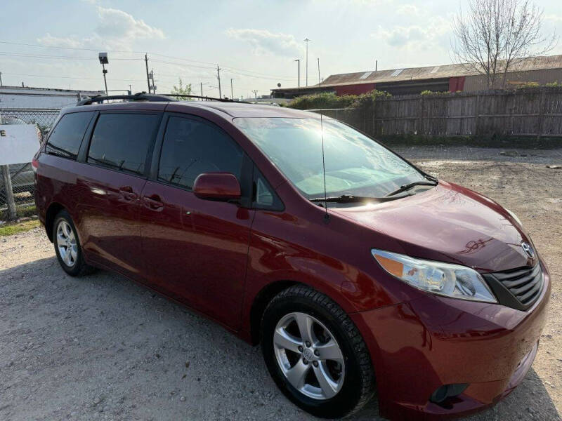 2014 Toyota Sienna