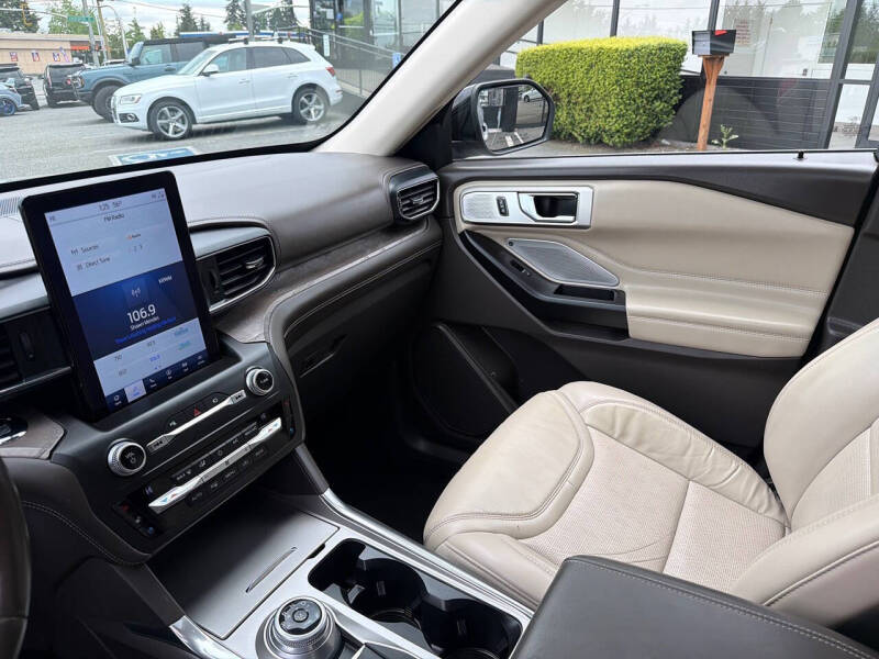 2020 Ford Explorer Platinum