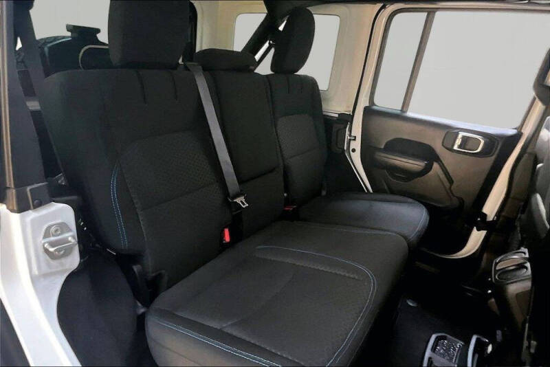 2025 Jeep Wrangler Rubicon 4xe