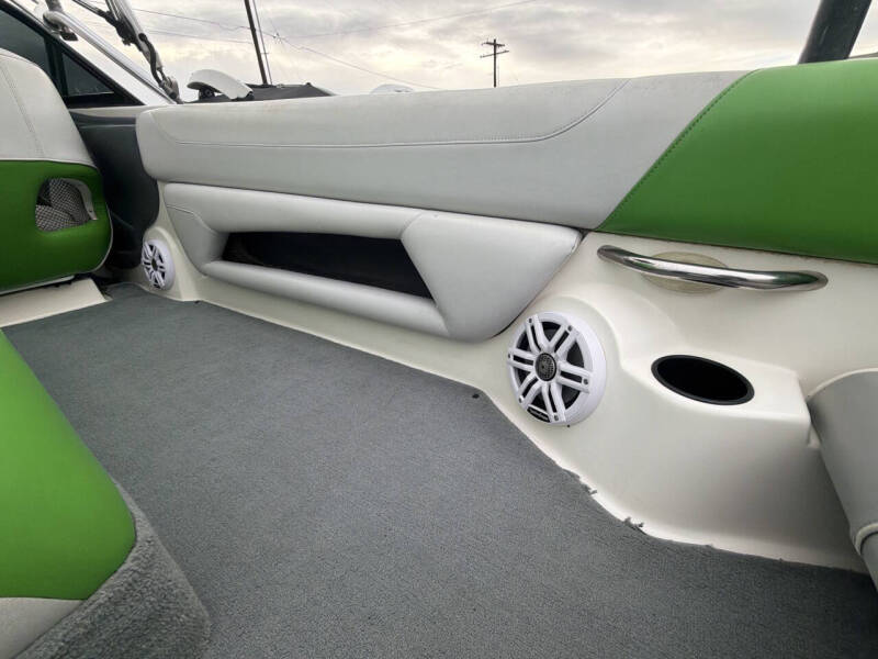 2003 Centurion Storm