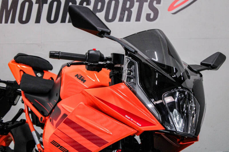 2024 KTM RC 390