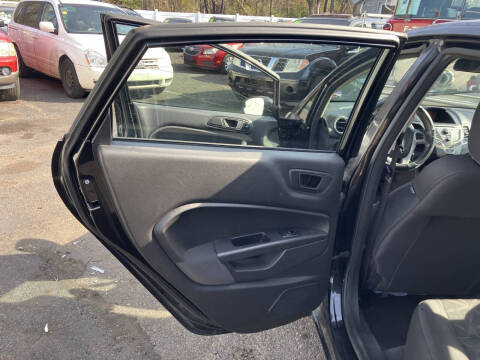 2011 Ford Fiesta SE