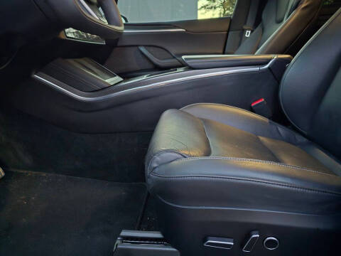 2022 Tesla Model X Plaid