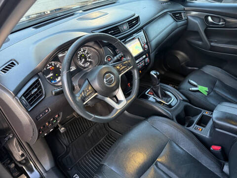 2017 Nissan Rogue Hybrid