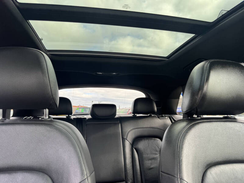 2016 Audi Q3 2.0T quattro Prestige