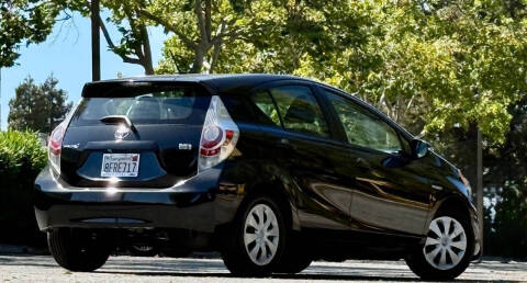 2014 Toyota Prius c Three