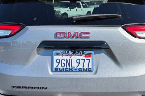 2023 GMC Terrain SLT