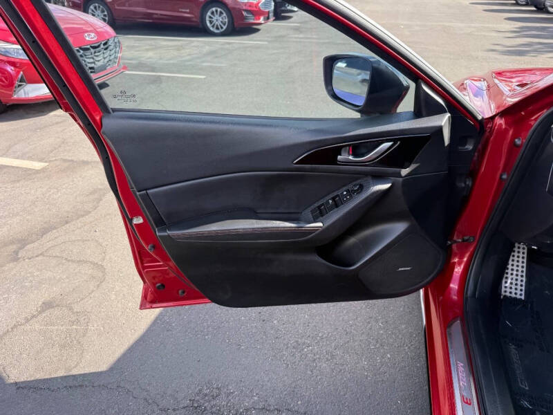 2016 Mazda MAZDA3 s Grand Touring