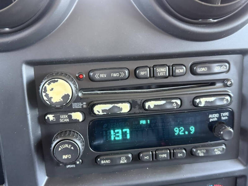 2005 HUMMER H2