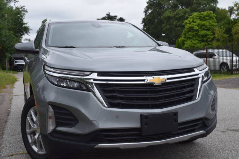 2023 Chevrolet Equinox LT's photo