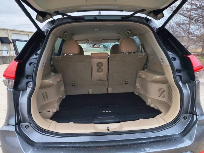 2017 Nissan Rogue SV