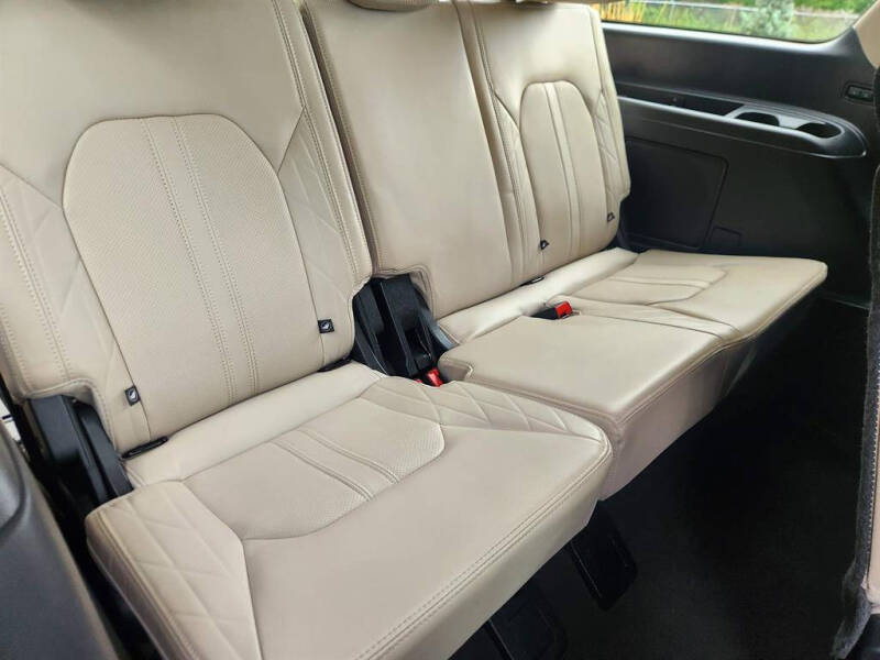 2024 Ford Expedition Platinum