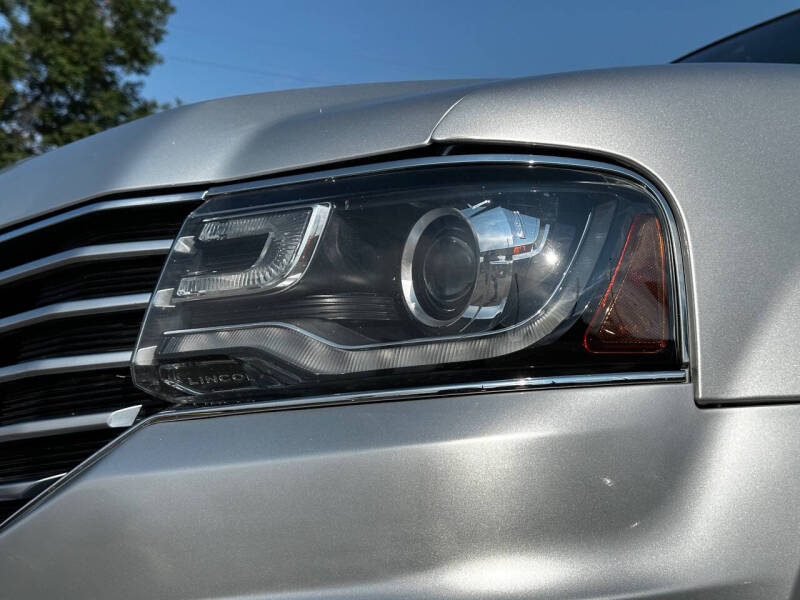 2016 Lincoln Navigator Select