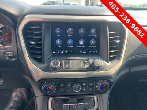 2023 GMC Acadia Denali