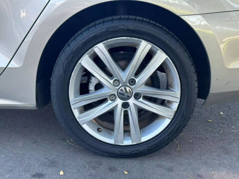 2015 Volkswagen Jetta SEL