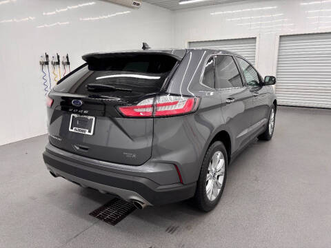 2021 Ford Edge Titanium