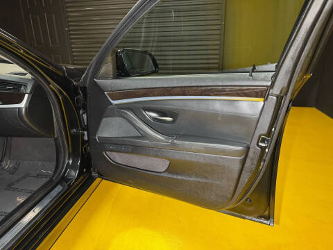 2016 BMW 5 Series 535i