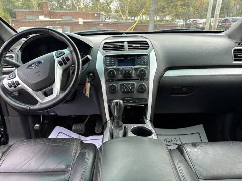 2012 Ford Explorer XLT