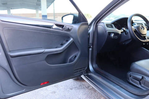 2016 Volkswagen Jetta