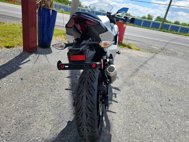 2025 Kawasaki Ninja 500r