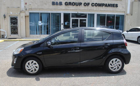 2016 Toyota Prius c Two