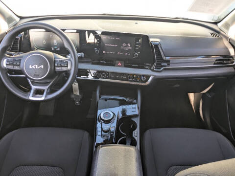 2023 Kia Sportage Hybrid LX